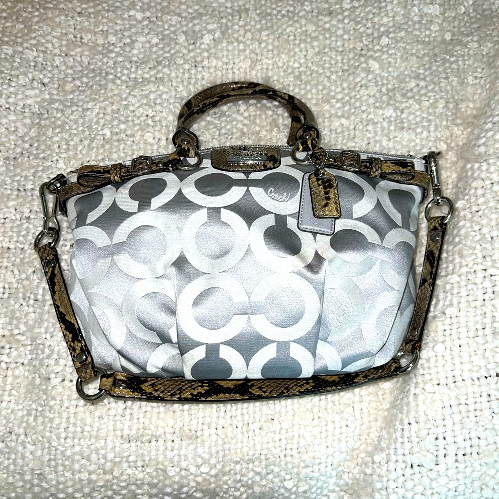 VINTAGE COACH HANDBAG WITH SNAKESKIN PRINT HANDLES (Madison Op Art Grey Python)